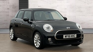 MINI Hatchback 1.5 Cooper 5dr Petrol Hatchback